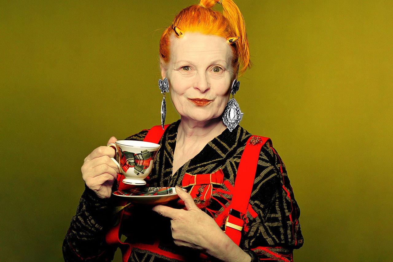 Nh&agrave; thiết kế&nbsp;Vivienne Westwood được coi l&agrave; người c&oacute; c&ocirc;ng&nbsp;tạo dựng n&ecirc;n phong c&aacute;ch Y2K.