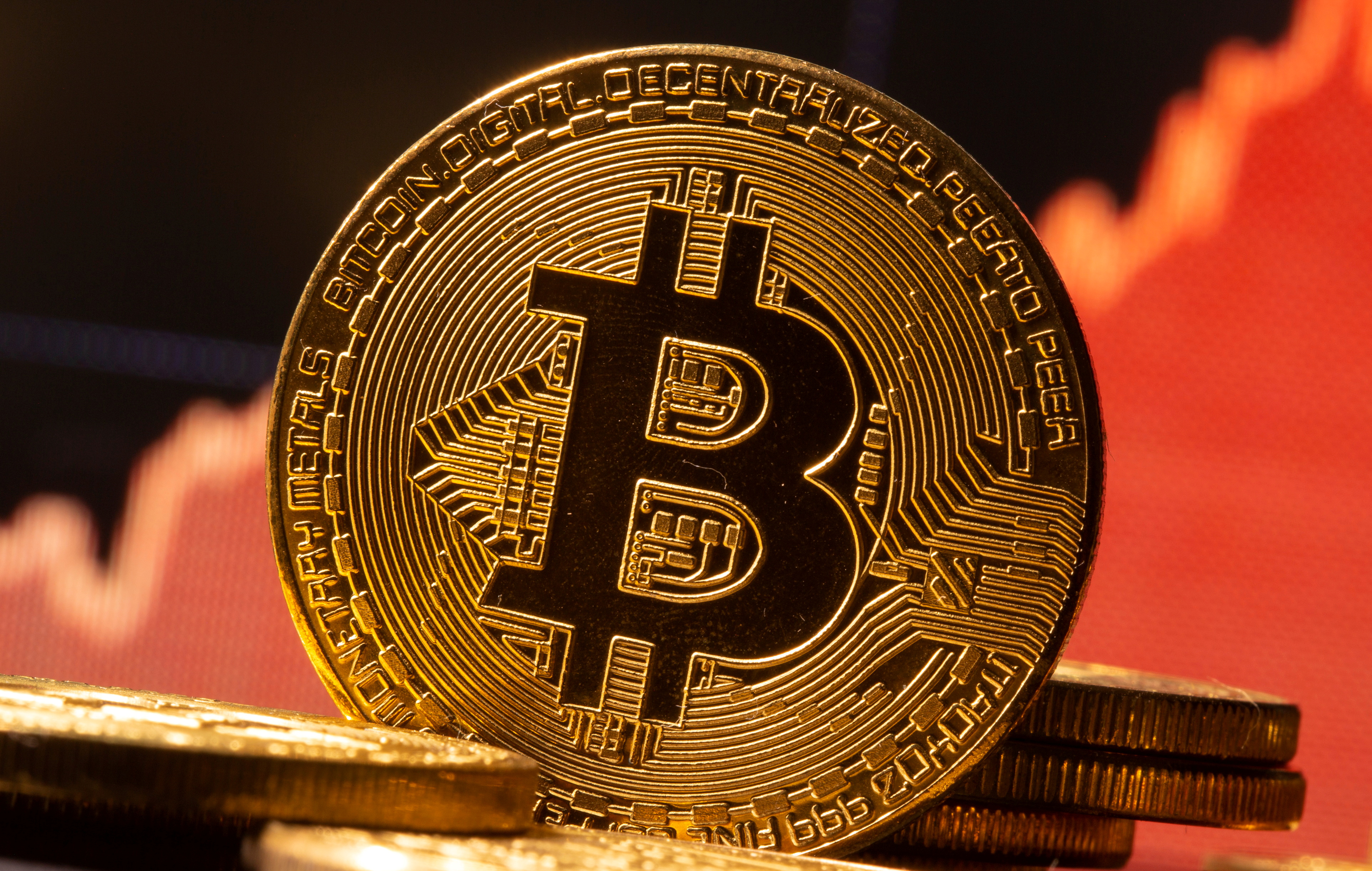 Đằng sau diễn biến giá Bitcoin tăng bùng nổ hơn 25% trong chưa đầy 3 tuần
