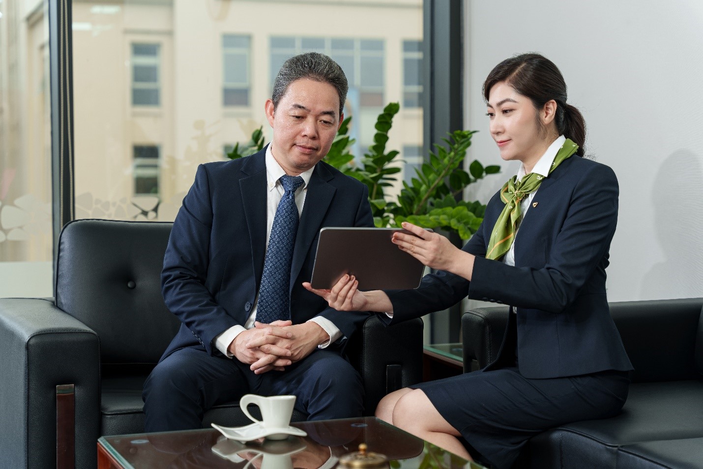 &nbsp;Chuy&ecirc;n gia Tư vấn T&agrave;i ch&iacute;nh PG88 Link Dễ Nhớ Pg88.com VCBS thực hiện hoạt động tư vấn cho Kh&aacute;ch h&agrave;ng.