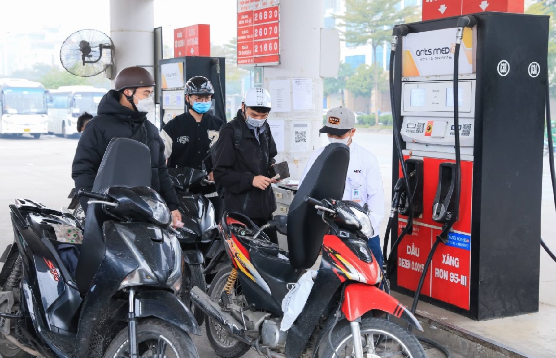 Giá xăng dầu đồng loạt giảm từ chiều 21/2/2023.