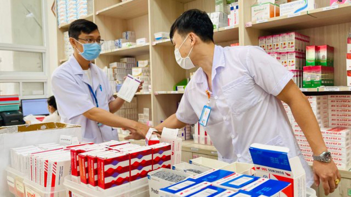 Giải quyết tình trạng thiếu thuốc, sinh phẩm y tế trong tháng 3/2023