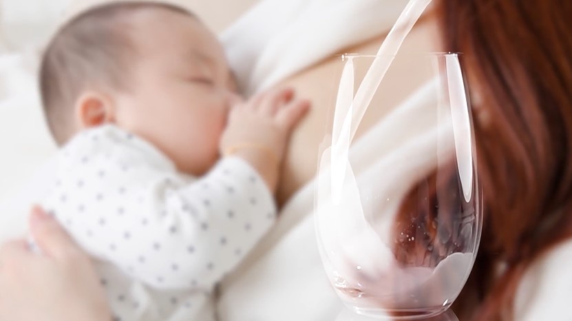 Việc sử dụng bột ngọt cho người mẹ kh&ocirc;ng g&acirc;y ra triệu chứng bất lợi đối với trẻ b&uacute; sữa mẹ hoặc t&aacute;c động đến việc tiết sữa mẹ.