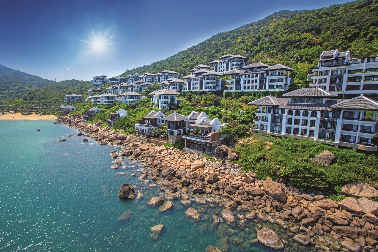 Khu nghỉ dưỡng InterContinental Danang Sun Peninsula Resort.