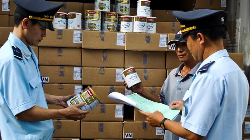 Thời gian kiểm tra thông quan vẫn còn chậm