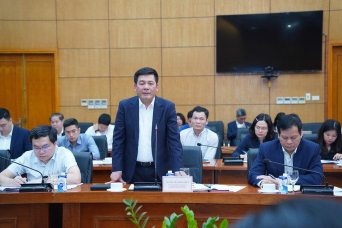 Bộ trưởng Bộ C&ocirc;ng thương chỉ&nbsp;đạo tại Hội nghị
