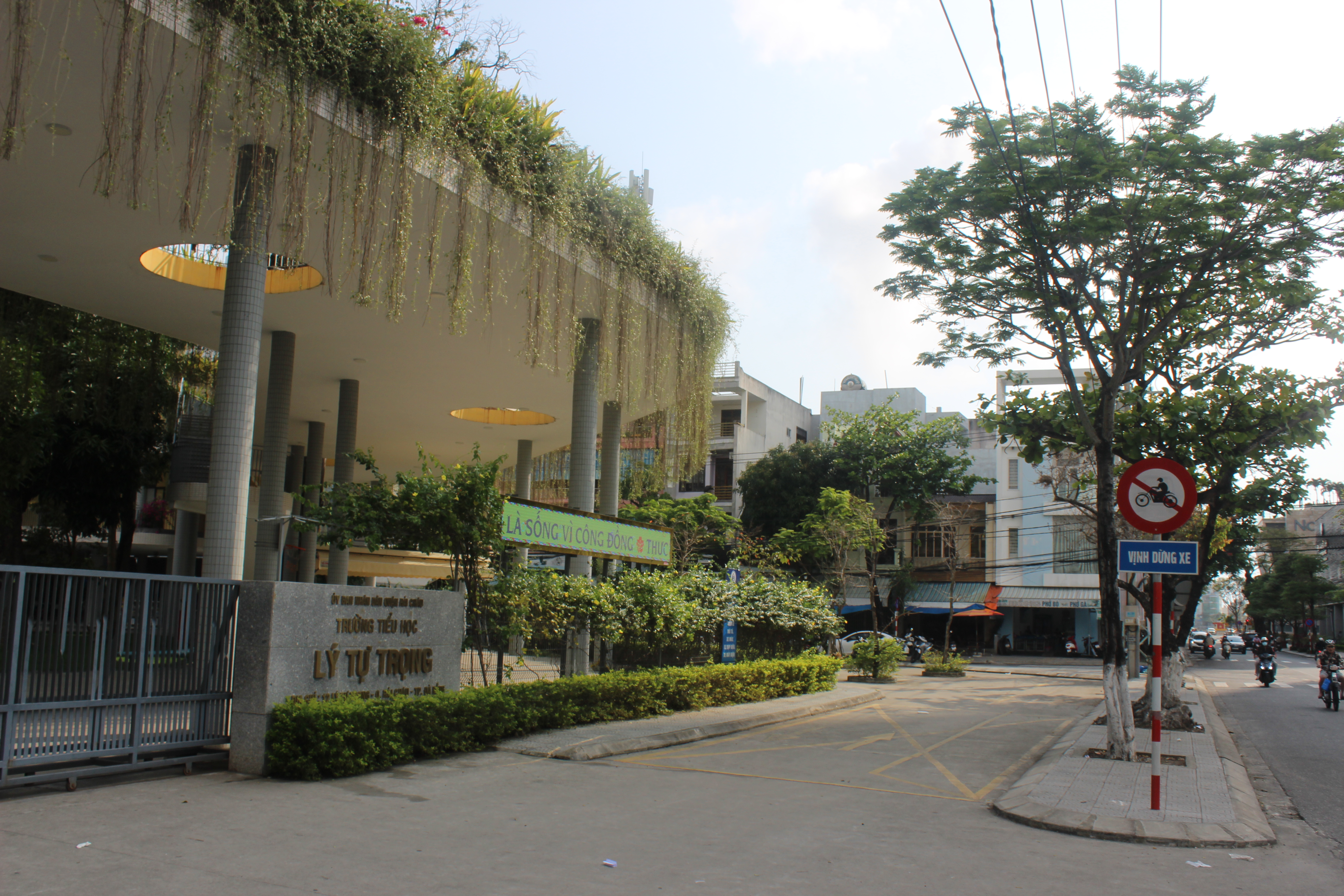 Một số trường học ở khu vực trung t&acirc;m Đ&agrave; Nẵng c&ograve;n d&agrave;nh phần đất để thiết kế 