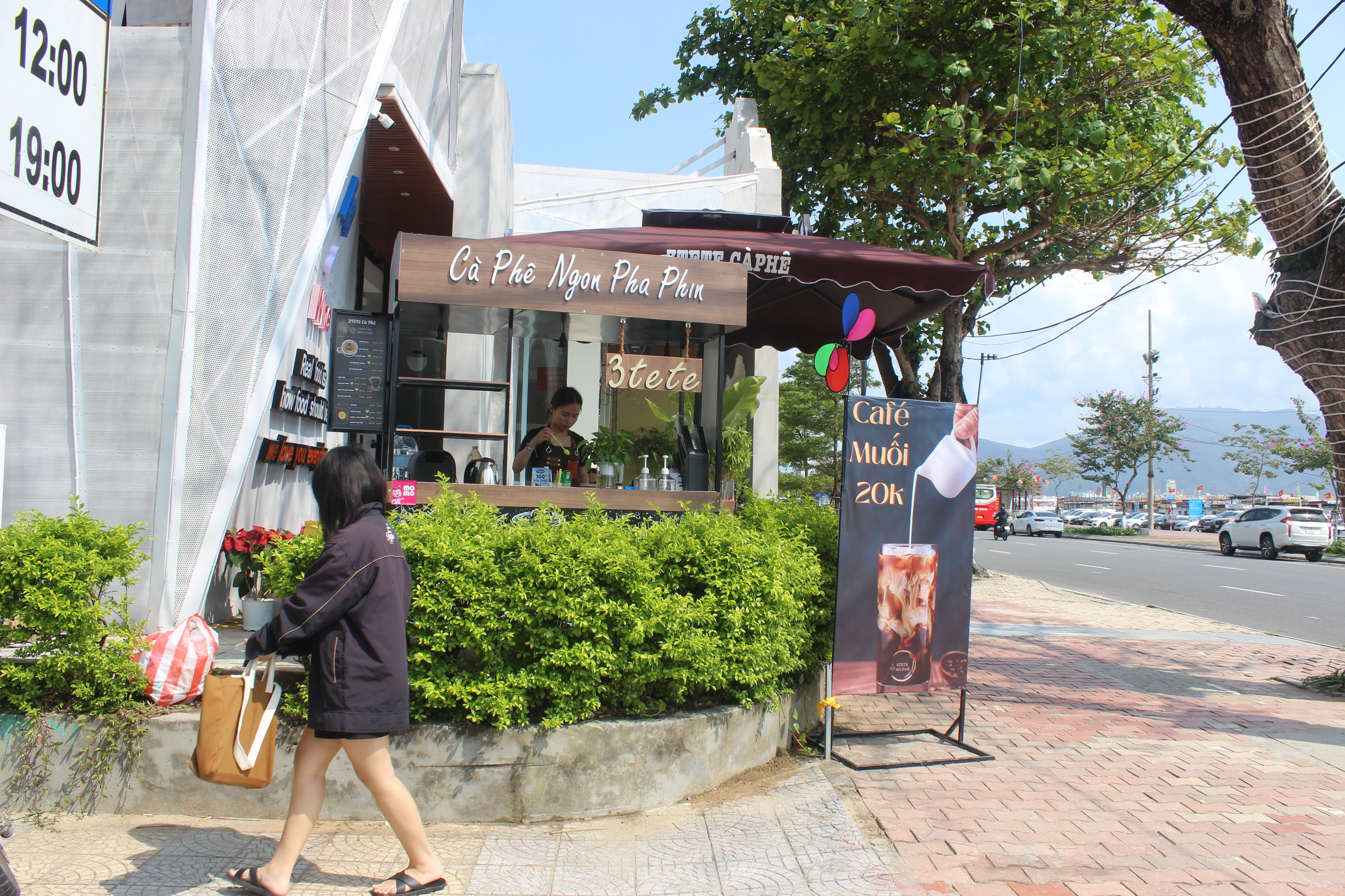Người dân, tiểu thương tại Đà Nẵng cơ bản đều chấp hành quy định của chính quyền, không lấn chiếm vỉa hè