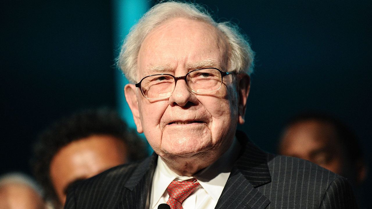 Warren Buffett sắp 