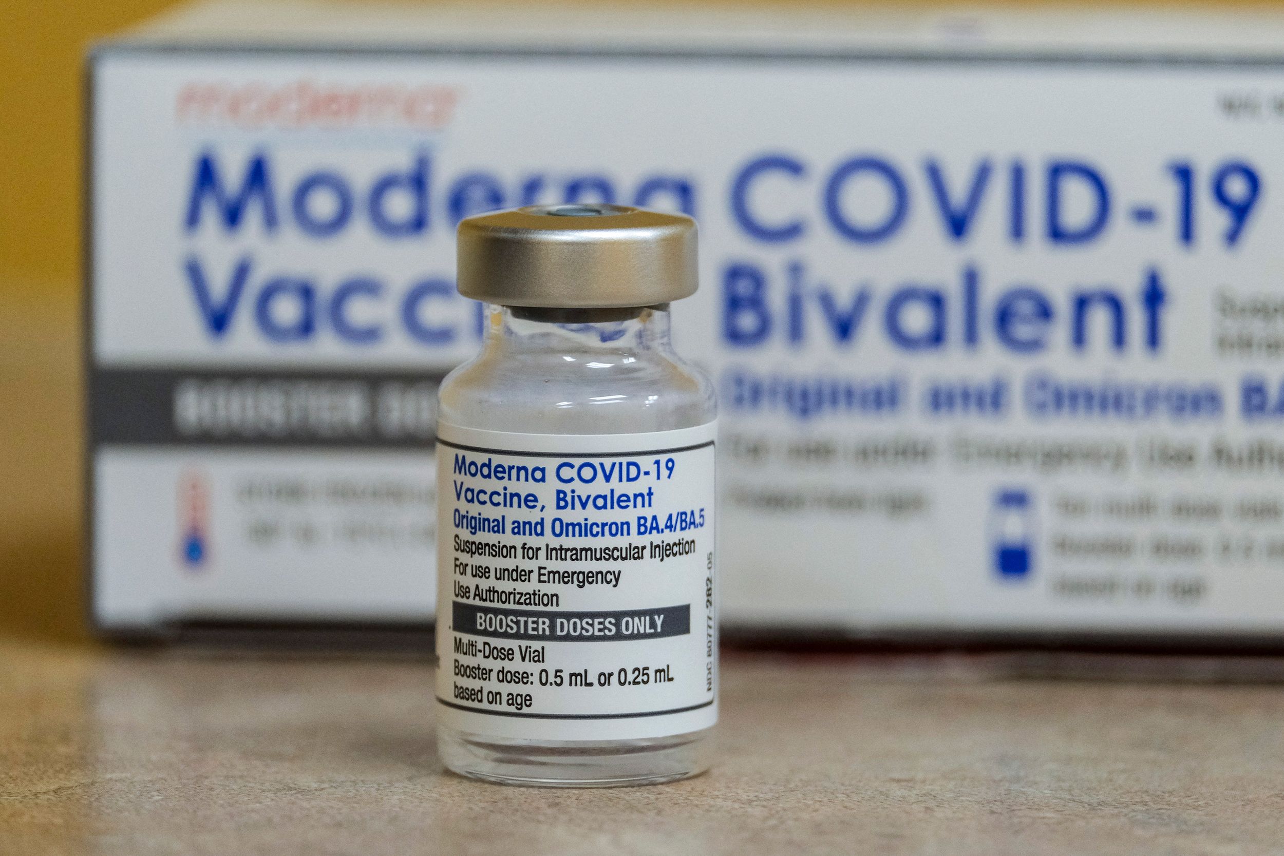 Sau&nbsp;th&aacute;ng 5, c&aacute;c cuộc đ&agrave;m ph&aacute;n về gi&aacute; cả vaccine sẽ được ch&iacute;nh phủ Mỹ chuyển cho c&ocirc;ng ty bảo hiểm v&agrave; những đơn vị mua b&aacute;n kh&aacute;c.