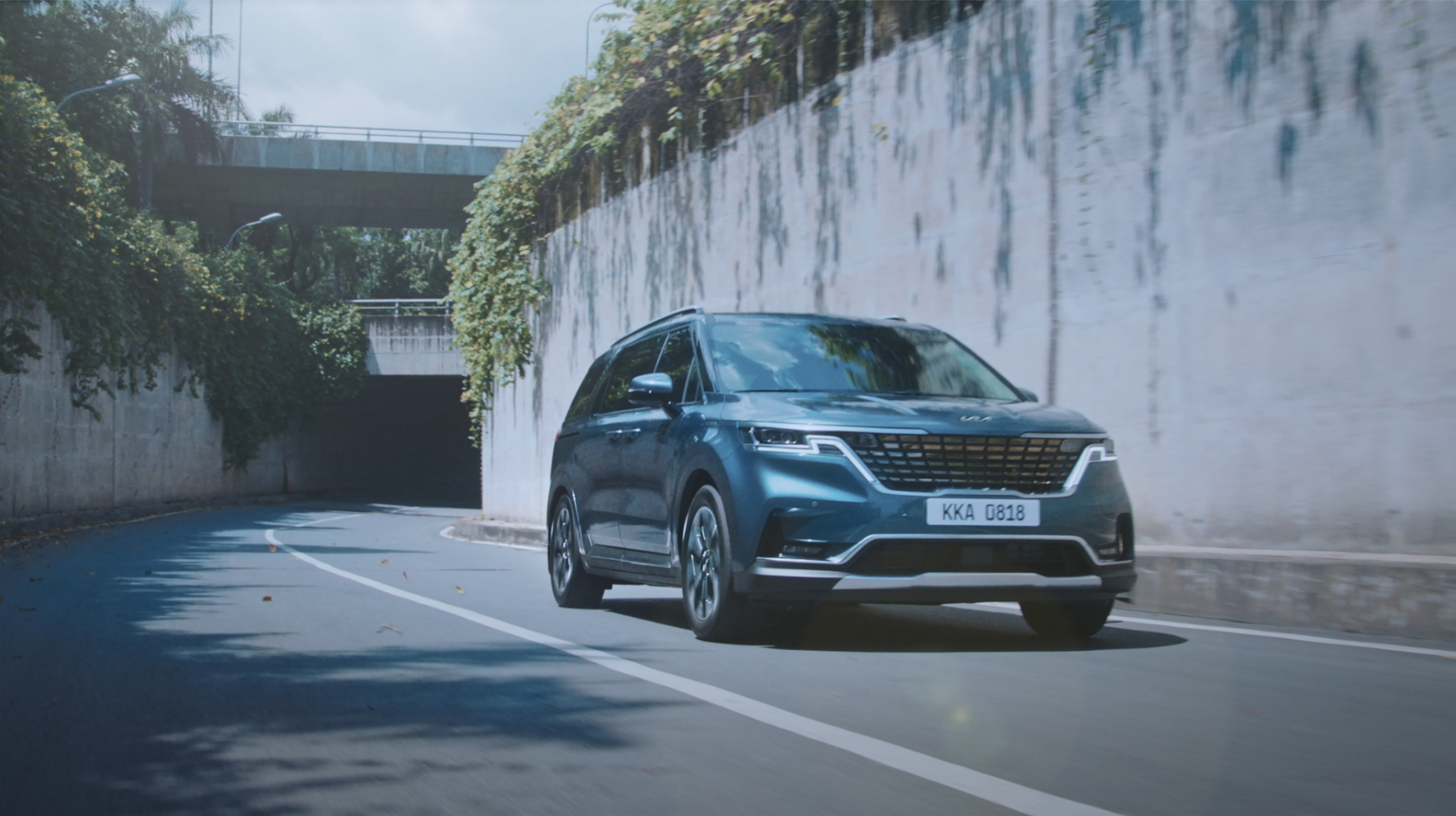 Khách hàng mua ô tô tại Việt Nam đang ngày càng thích những mẫu xe SUV đa dụng.