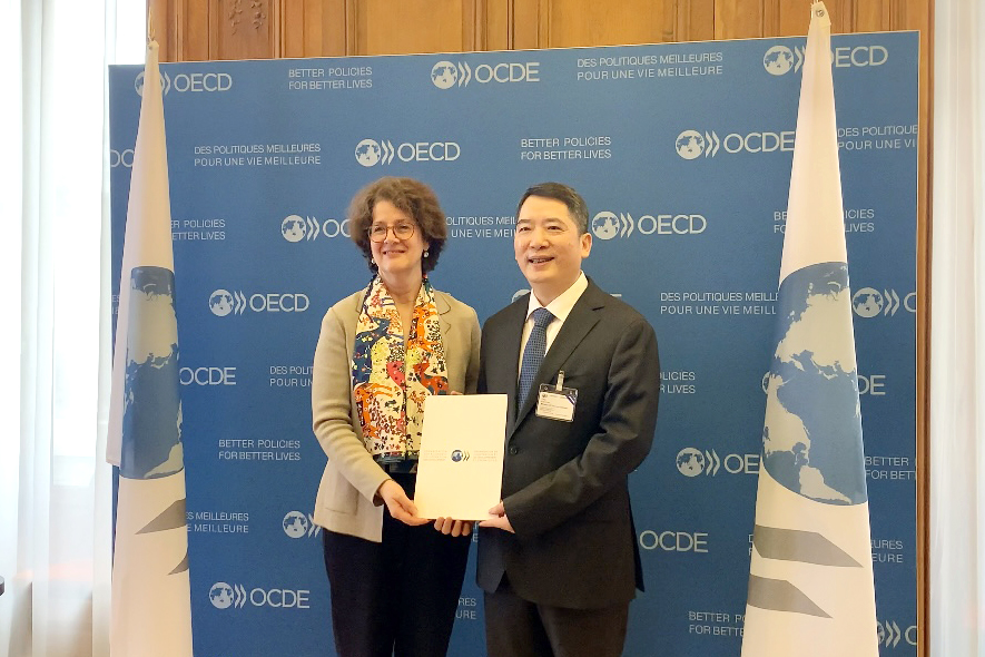 Việt Nam và OECD ký Hiệp định đa phương về hỗ trợ hành chính thuế, ngăn hành vi trốn thuế quốc tế