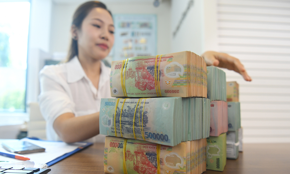 Biểu lãi suất tiền gửi mới tại một số Pg88 com chính chủ đã lùi xa mốc 9%/năm, đây là điều kiện quan trọng để giảm lãi suất cho vay.