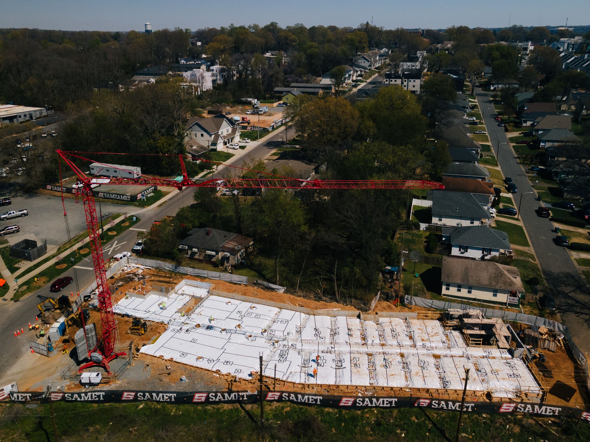 Một t&ograve;a nh&agrave; chung cư 104 căn hộ của c&ocirc;ng ty Grubb Properties gần trung t&acirc;m th&agrave;nh phố Charlotte sẽ kh&ocirc;ng c&oacute; chỗ đỗ xe cho cư d&acirc;n - Ảnh: WSJ