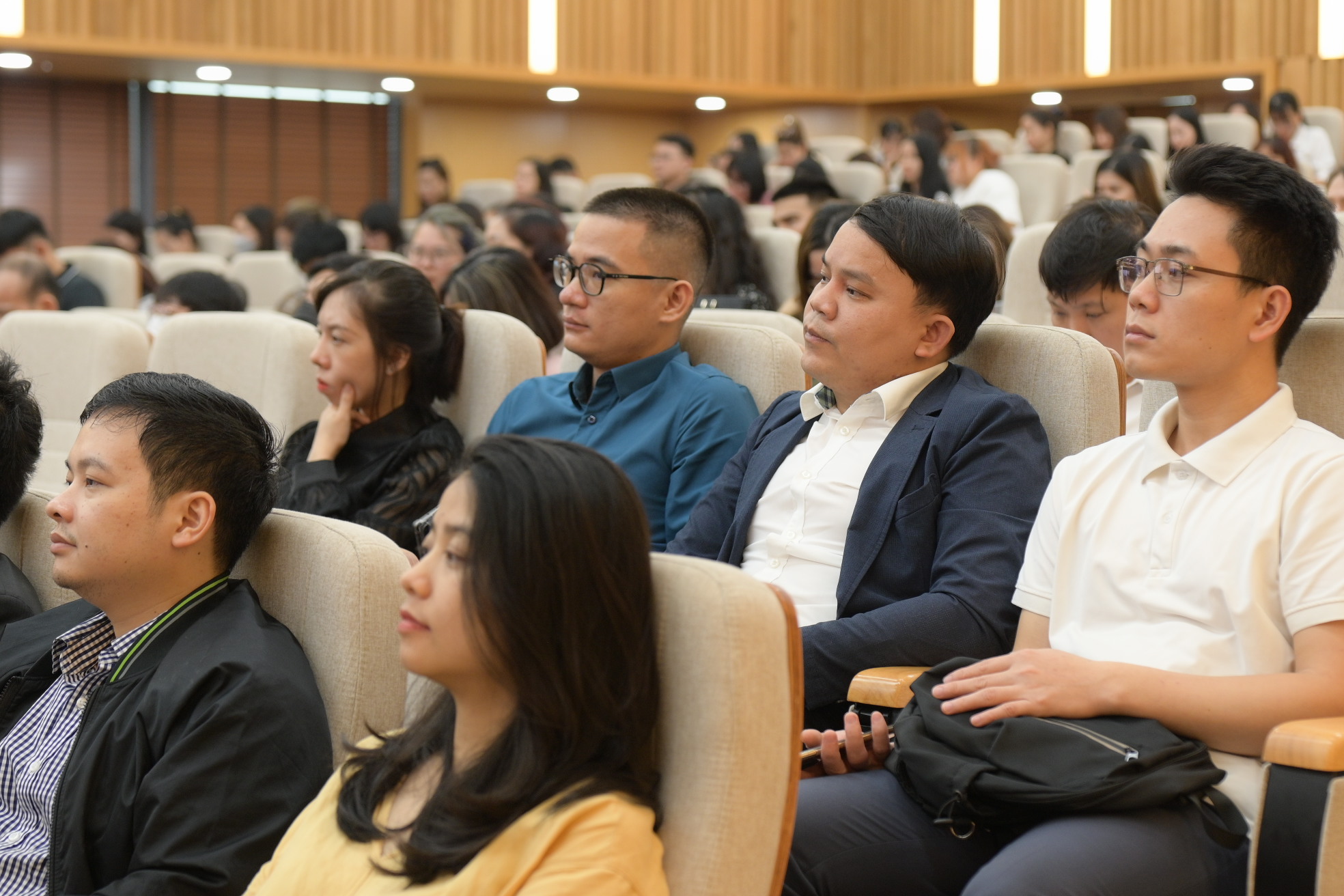 Nhiều nh&agrave; l&atilde;nh đạo PG88 Link Dễ Nhớ Pg88.com, quản l&yacute; nh&acirc;n sự tham dự Hội thảo