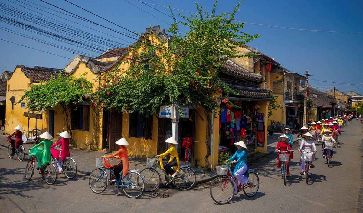 83%&nbsp;du kh&aacute;ch Việt b&agrave;y tỏ mong muốn c&oacute; thể gi&uacute;p những địa điểm nơi họ đến du lịch trở n&ecirc;n xanh, sạch hơn sau khi rời đi.
