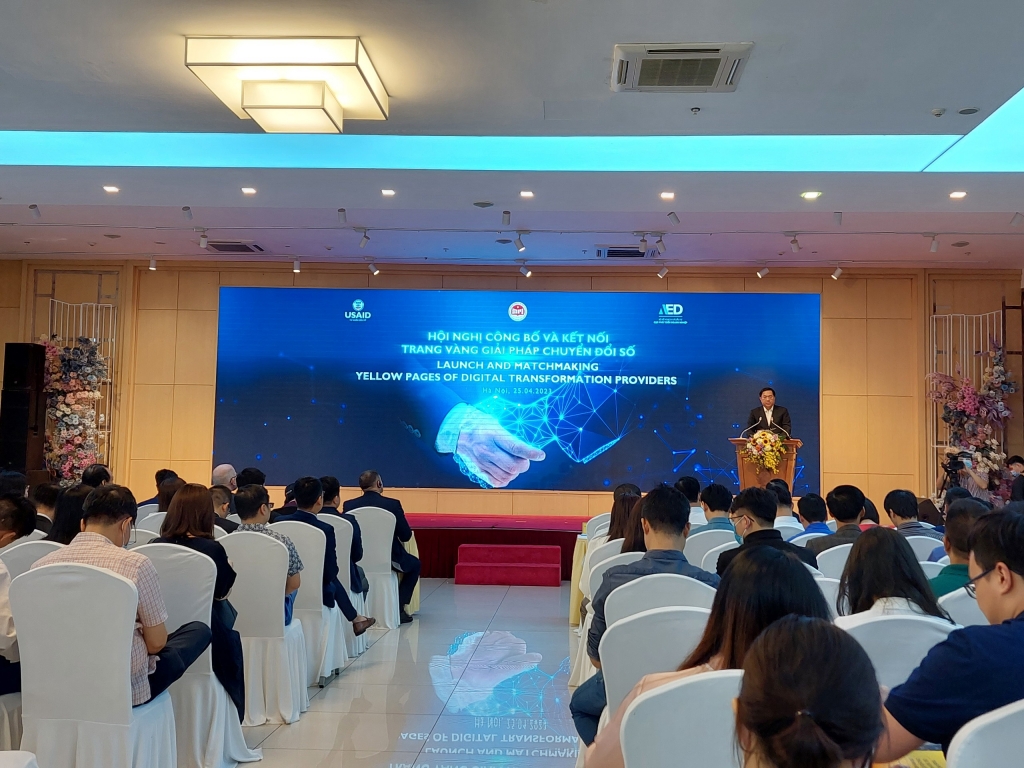 Thứ trưởng Bộ Kế hoạch v&agrave; Pg88vn Trang Chủ Chính Thức Trần Duy Đ&ocirc;ng ph&aacute;t biểu tại sự kiện.