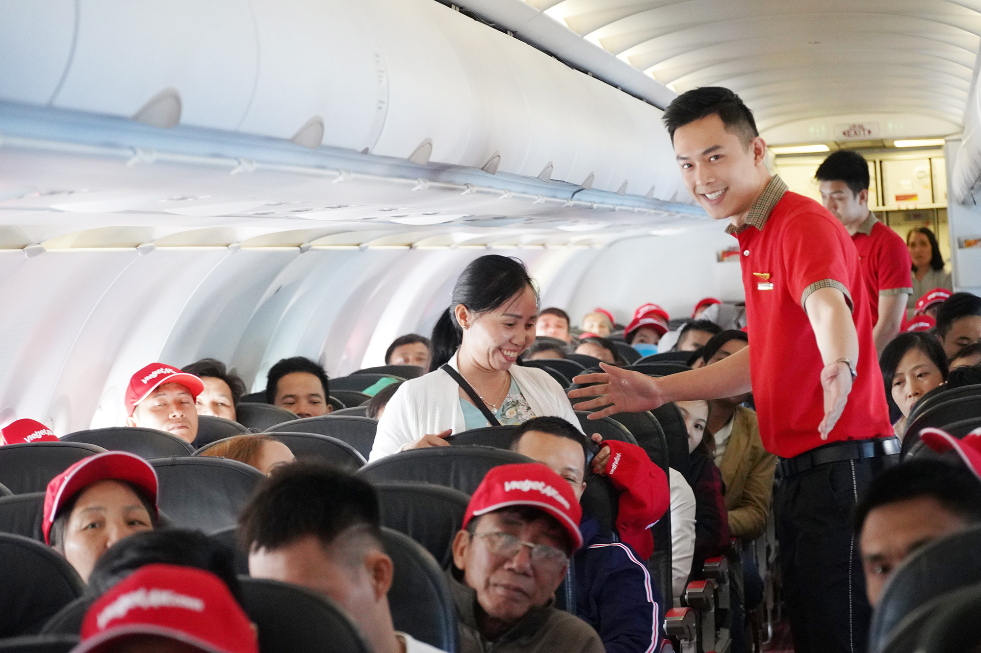 Vietjet thường xuy&ecirc;n n&acirc;ng cao chất lượng sản phẩm, dịch vụ tr&ecirc;n c&aacute;c chuyến bay. (ảnh: N.Q).