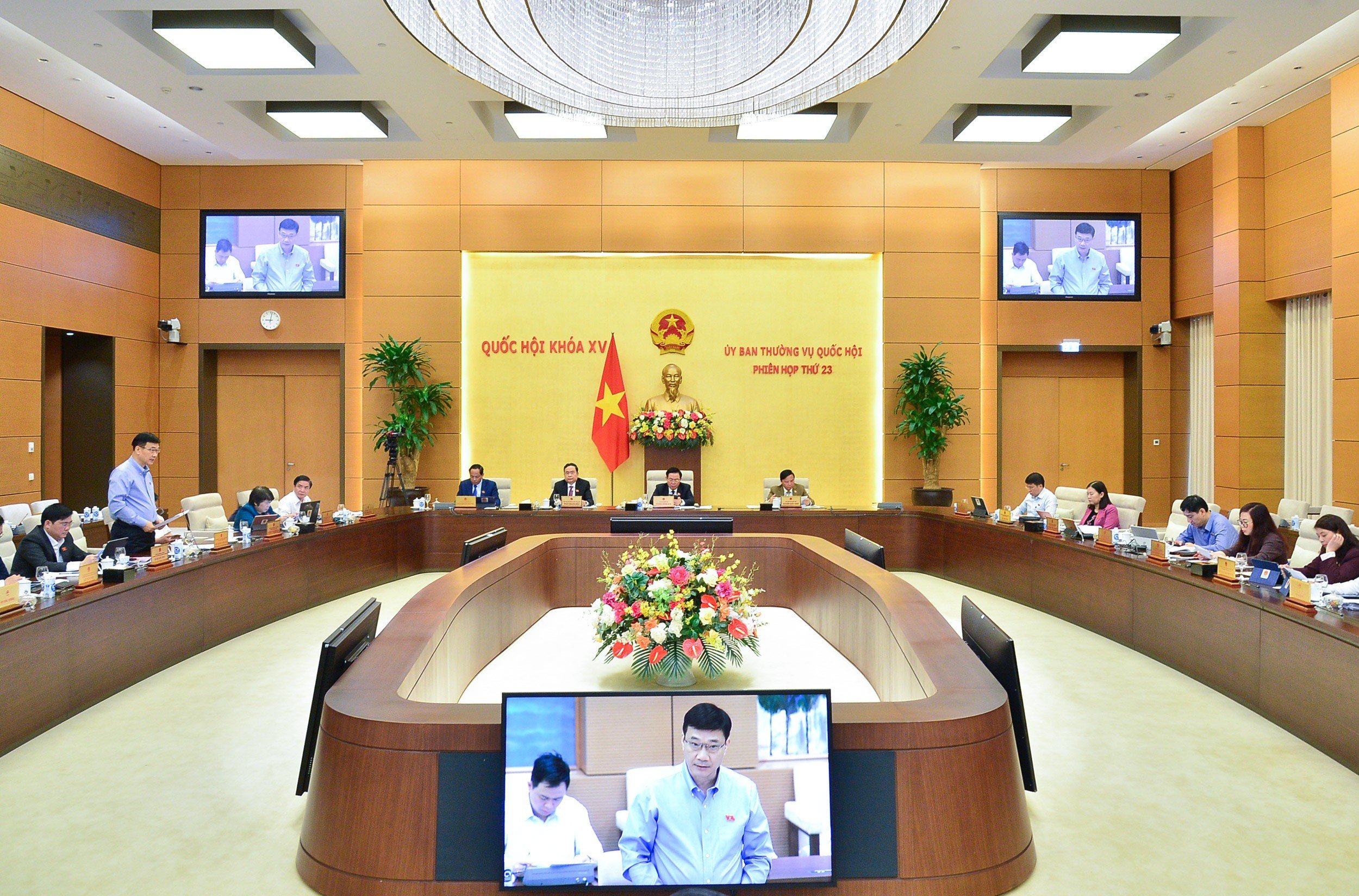 To&agrave;n cảnh phi&ecirc;n họp. Ảnh: Quochoi.vn.
