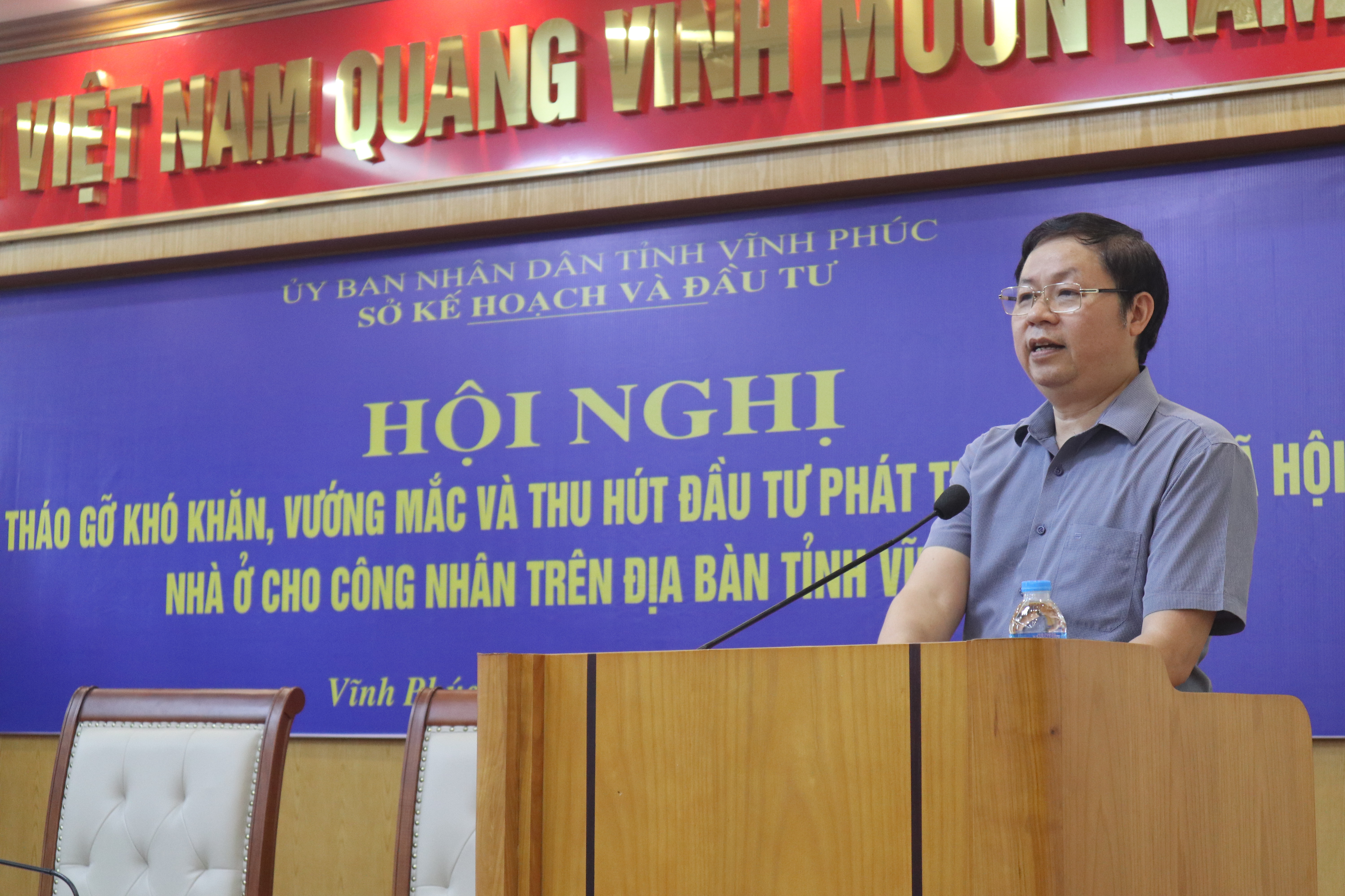 &Ocirc;ng Trần Quang Ngọc, Ph&oacute; Gi&aacute;m đốc Sở Kế hoạch v&agrave; Pg88vn Trang Chủ Chính Thức tỉnh Vĩnh Ph&uacute;c ph&aacute;t biểu kết luận phi&ecirc;n thảo luận th&aacute;o gỡ kh&oacute; khăn.