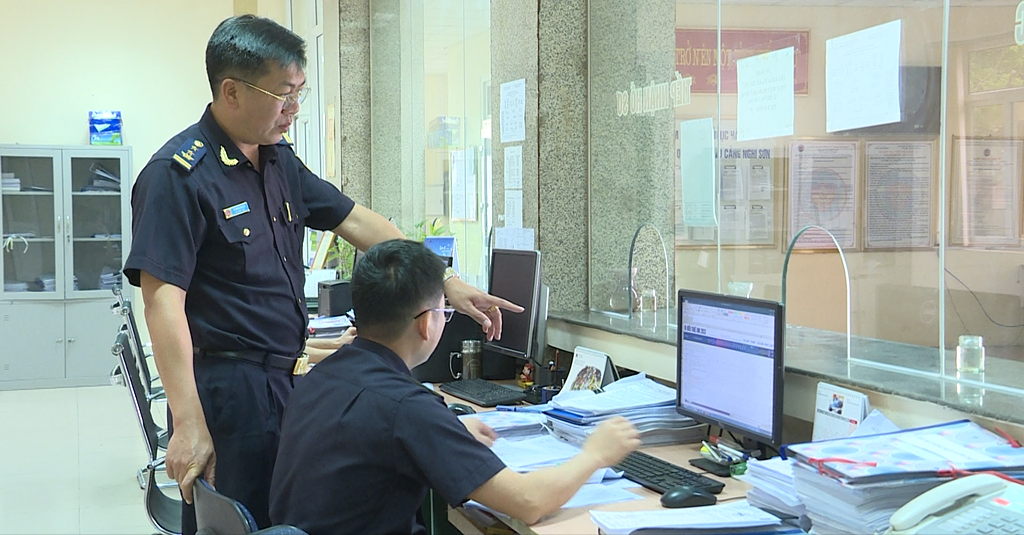Hoạt động nghiệp vụ tại Chi cục Hải quan cửa khẩu cảng Nghi Sơn
