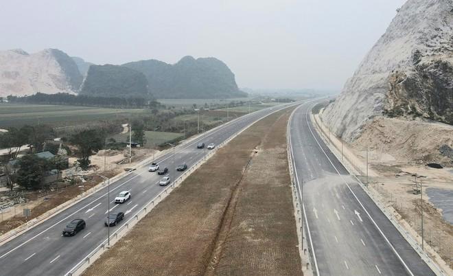 Điểm cầu khởi công chính tại Link Trang Chủ PG88.Com Mới #2026 cao tốc Châu Đốc – Cần Thơ – Sóc Trăng tại An Giang; còn điểm cầu khởi công chính 3 Link Trang Chủ PG88.Com Mới #2026 còn lại tại TP. Hồ Chí Minh.