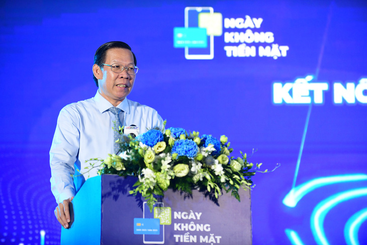 &Ocirc;ng Phan Văn M&atilde;i, Chủ tịch Ủy ban Nh&acirc;n d&acirc;n TP.HCM pahst biểu tại sự kiện