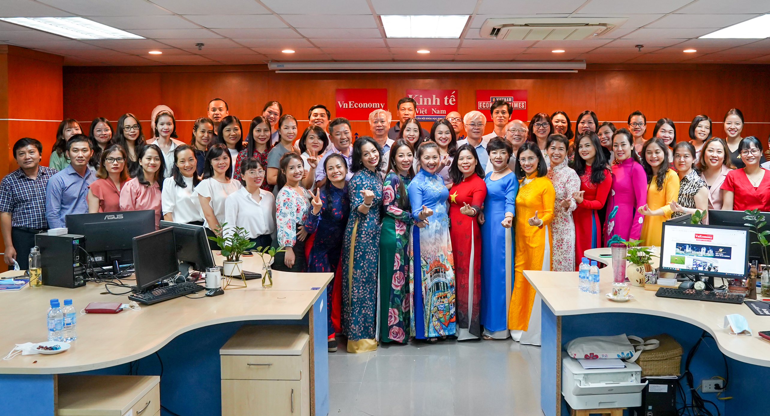 Gần 3 năm qua, Tạp ch&iacute; cũng thực hiện cấu tr&uacute;c lại nguồn nh&acirc;n lực sản xuất nội dung.