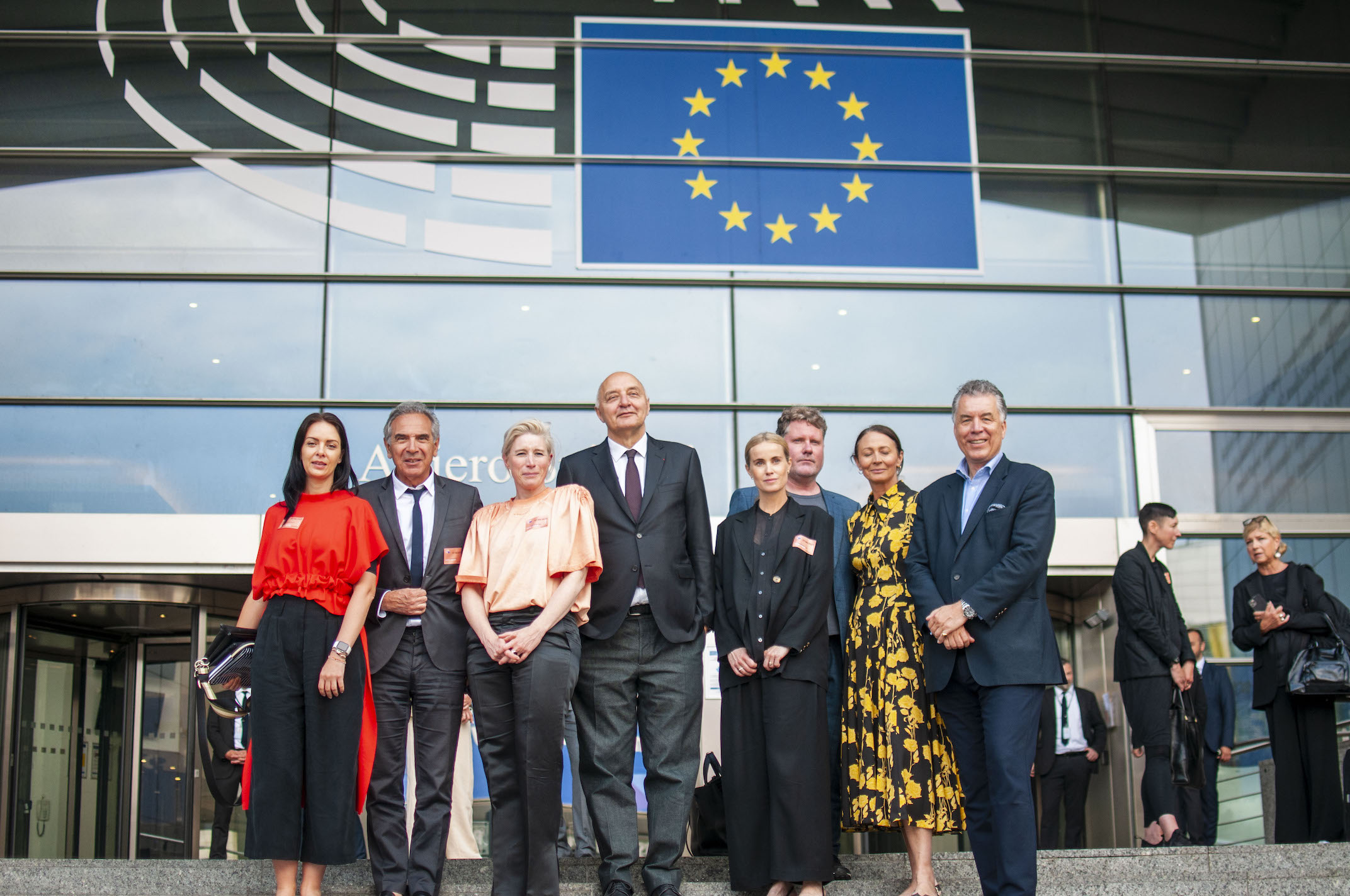 Ng&agrave;y 7/6 vừa qua, EFA đ&atilde; tổ chức b&agrave;n tr&ograve;n ch&iacute;nh trị đầu ti&ecirc;n tại Brussels.