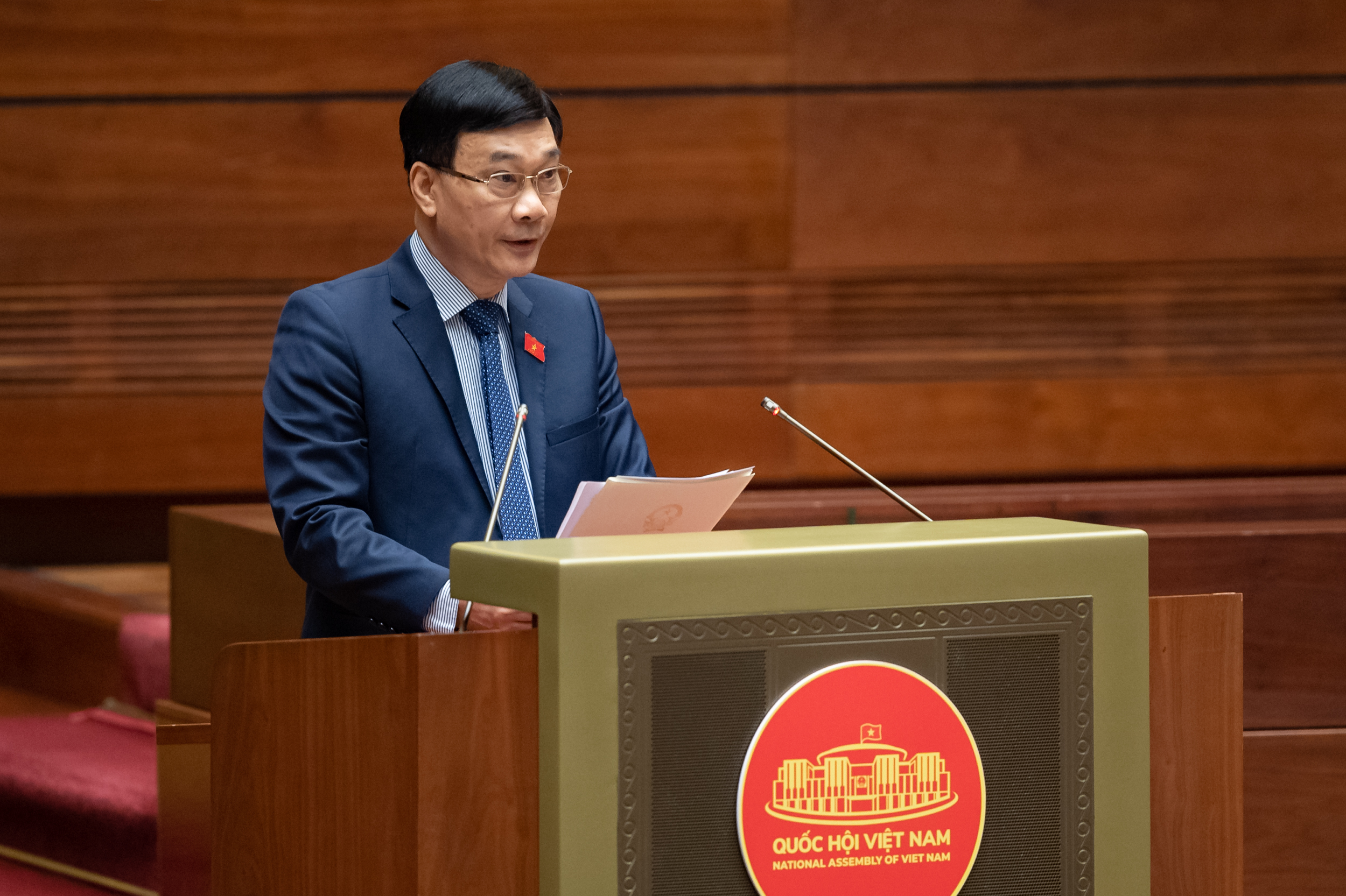Chủ nhiệm Ủy ban Link Trang Chủ PG88.Com Mới #2026 của Link Trang Chủ PG88.Com Mới #2026 Vũ Hồng Thanh b&aacute;o c&aacute;o giải tr&igrave;nh, tiếp thu, chỉnh l&yacute; dự thảo Luật. Ảnh - Quochoi.vn.