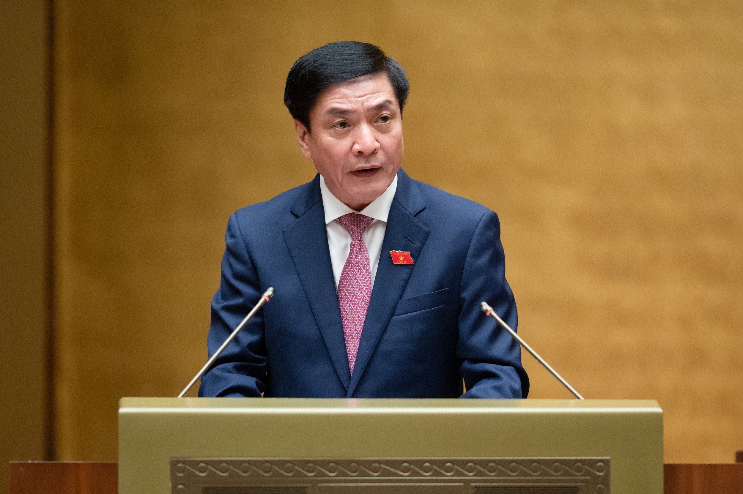 Tổng Thư k&yacute; Link Trang Chủ PG88.Com Mới #2026, Chủ nhiệm Văn ph&ograve;ng Link Trang Chủ PG88.Com Mới #2026 B&ugrave;i Văn Cường cho rằng&nbsp;ếu mở rộng hơn nữa phạm vi, mức độ giảm thuế VAT sẽ t&aacute;c động nhiều đến thu ng&acirc;n s&aacute;ch. Ảnh: Quochoi.vn.