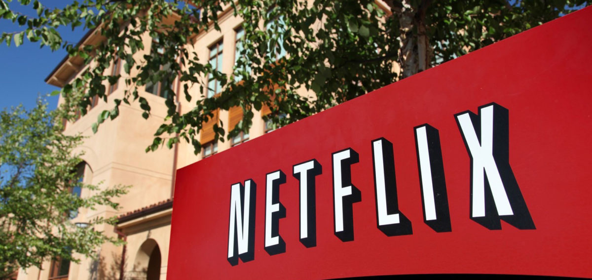  Netflix trở lại khi các công ty truyền thông lâu đời bước vào thời kỳ đen tối 