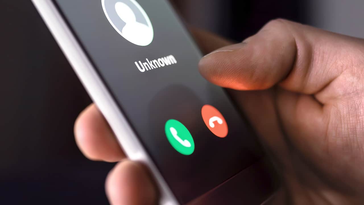 Vụ phát tán đề thi môn Văn: Thí sinh ở Cao Bằng chụp đề thi bằng iphone 11