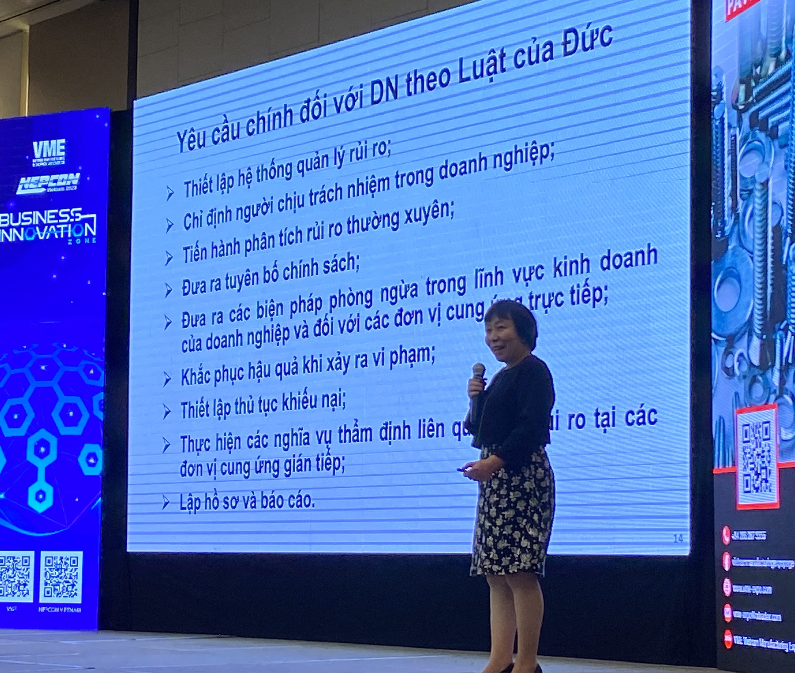 B&agrave; Trần Thị Hồng Li&ecirc;n: