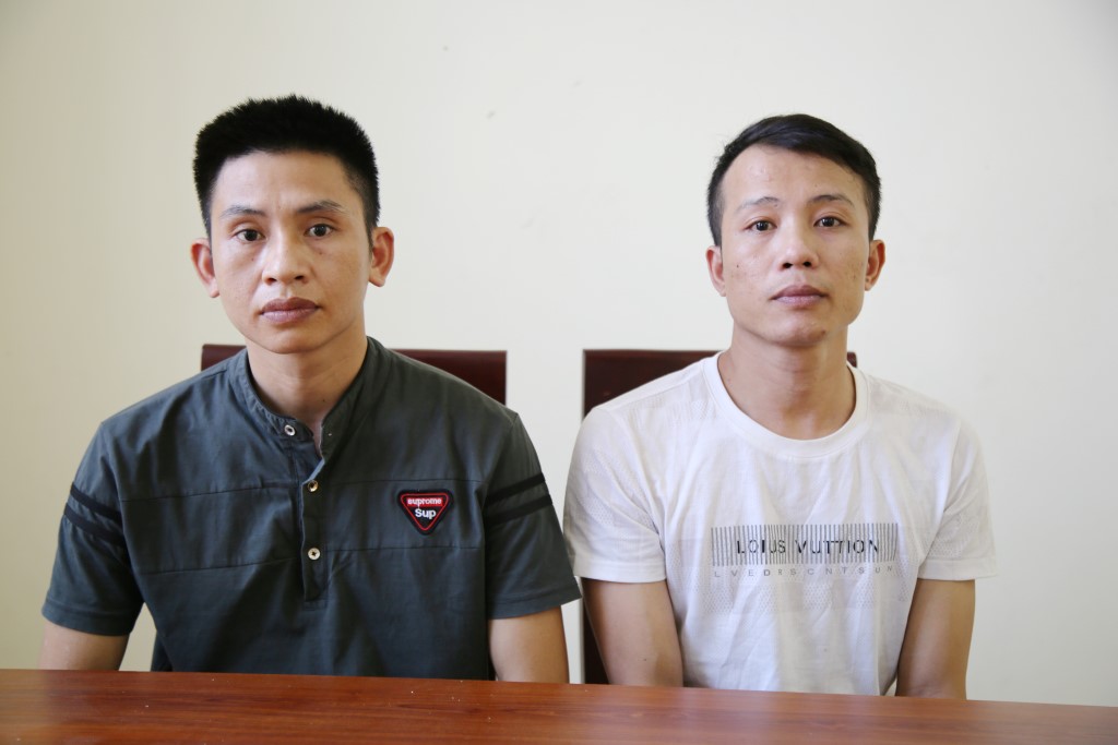 Đối tượng V&otilde; Trọng Huy v&agrave; Nguyễn Thế Tuấn. Ảnh: Cổng th&ocirc;ng tin C&ocirc;ng an tỉnh Nghệ An.