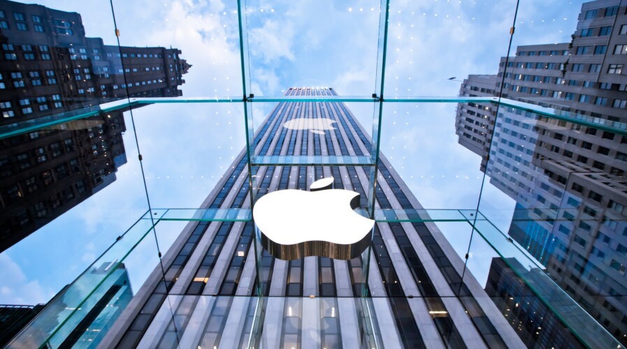Chiến lược “bí mật” của Apple để đối phó với những rủi ro và cơ hội từ AI