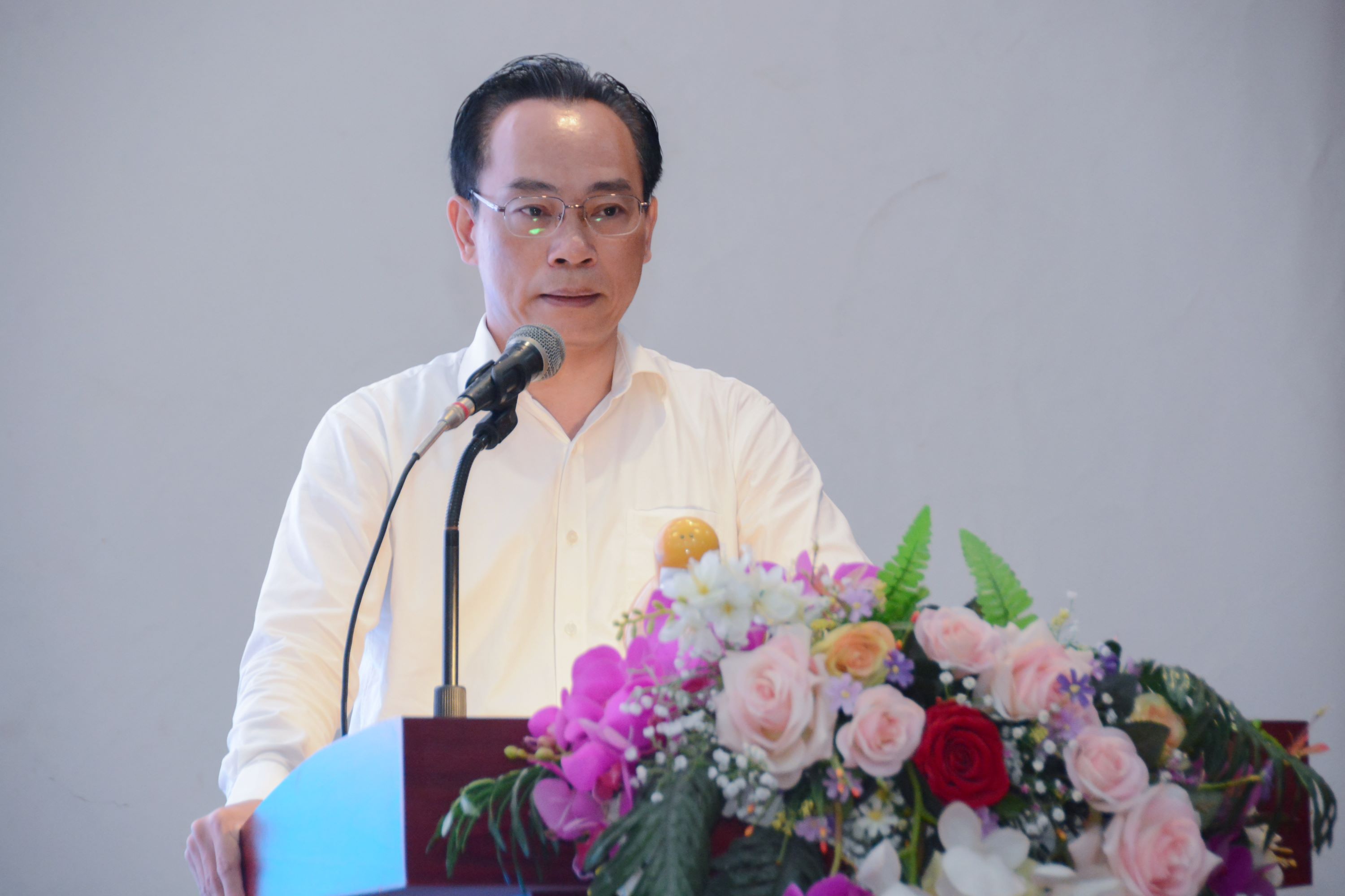 Thứ trưởng Hoàng Minh Sơn phát biểu tại Tọa đàm. Ảnh: MOET.