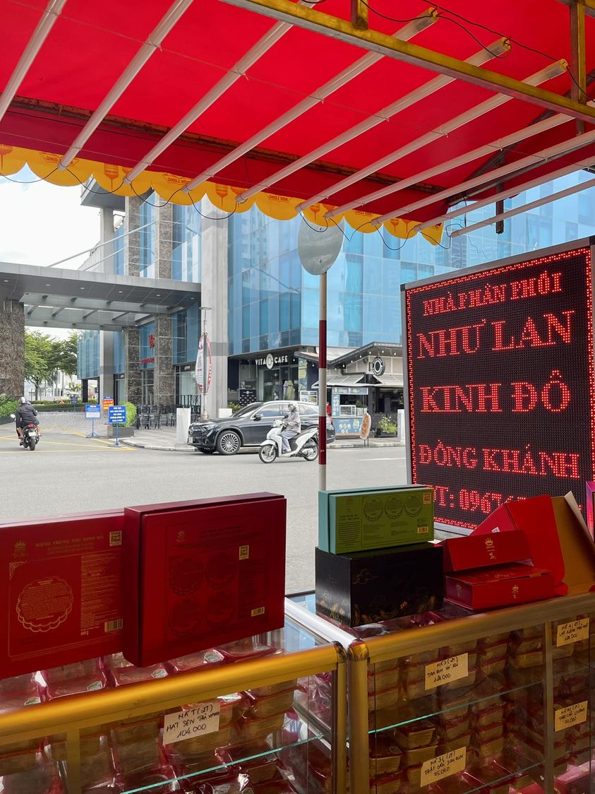 Hầu hết c&aacute;c nh&atilde;n h&agrave;ng b&aacute;nh Trung Thu đều tăng gi&aacute; so với m&ugrave;a b&aacute;nh năm trước.