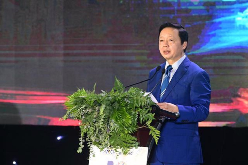 Ph&oacute; Thủ tướng Trần Hồng H&agrave;: 