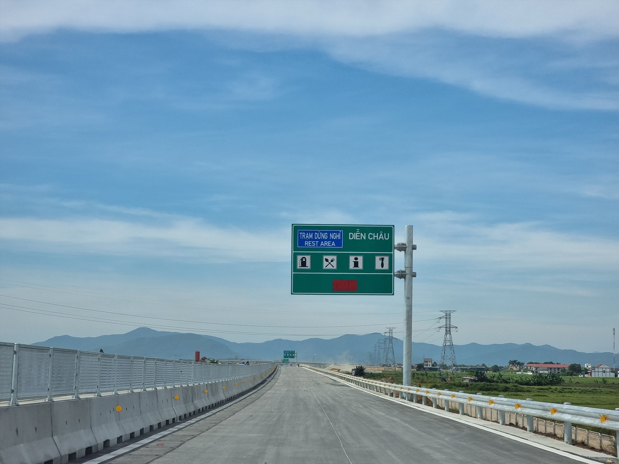 Dự &aacute;n cao tốc Nghi Sơn - Diễn Ch&acirc;u d&agrave;i 50km, theo kế hoạch tuyến cao tốc sẽ được th&ocirc;ng xe kỹ thuật v&agrave;o ng&agrave;y 2/9 tới đ&acirc;y.&nbsp;
