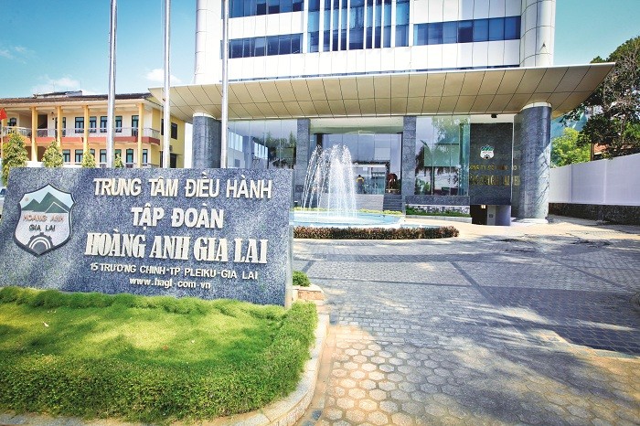 Còn lỗ luỹ kế, HOSE tiếp tục giữ nguyên diện cảnh báo đối với cổ phiếu HAG