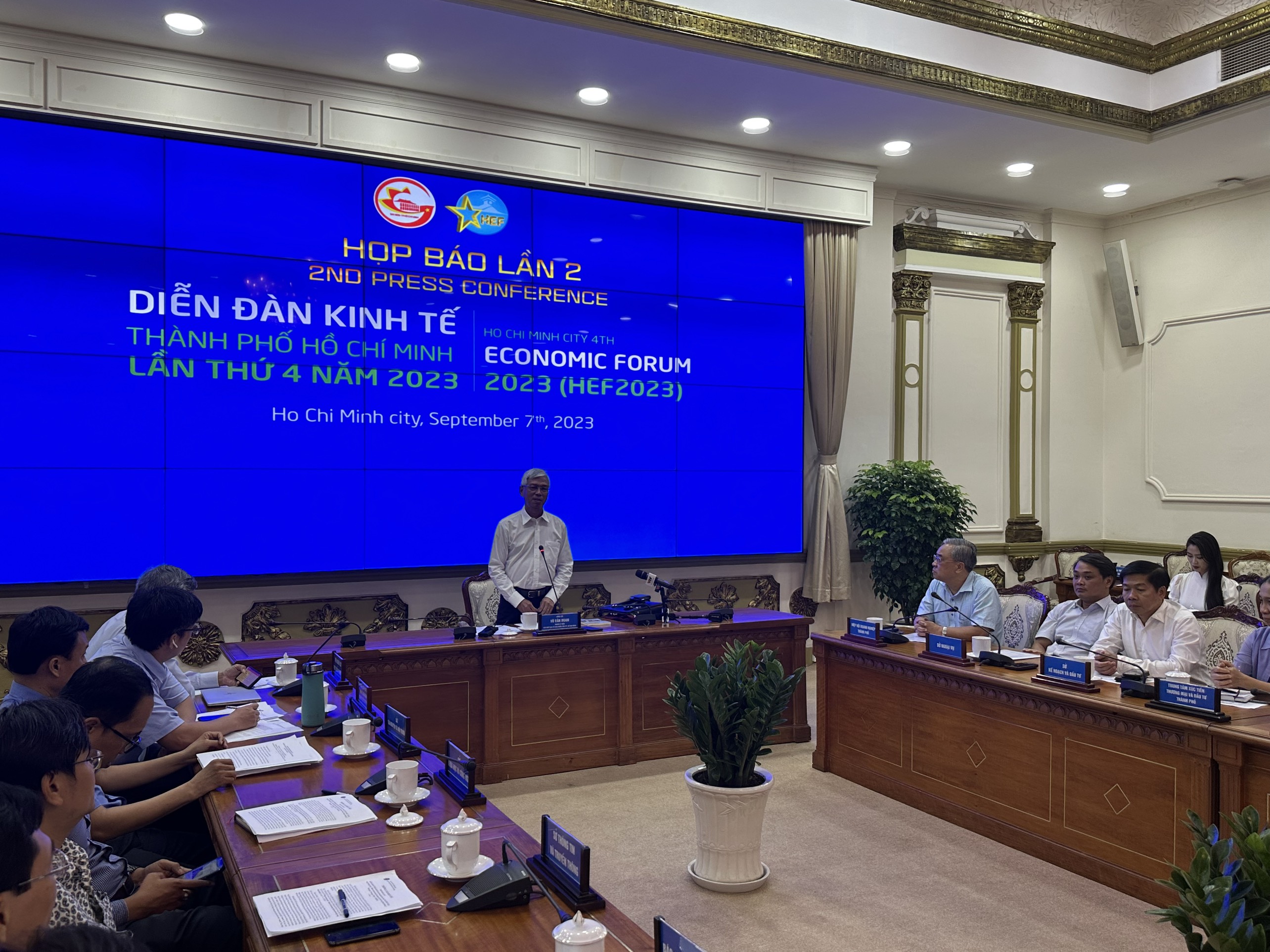 Phó Chủ tịch UBND TP.HCM Võ Văn Hoan chủ trì họp báo thông tin về Diễn đàn PG88 ⭐ Link trang chủ số 1 nhà cái PG88 com casino slot TP.HCM lần thứ 4 năm 2023 (HEF 2023).
