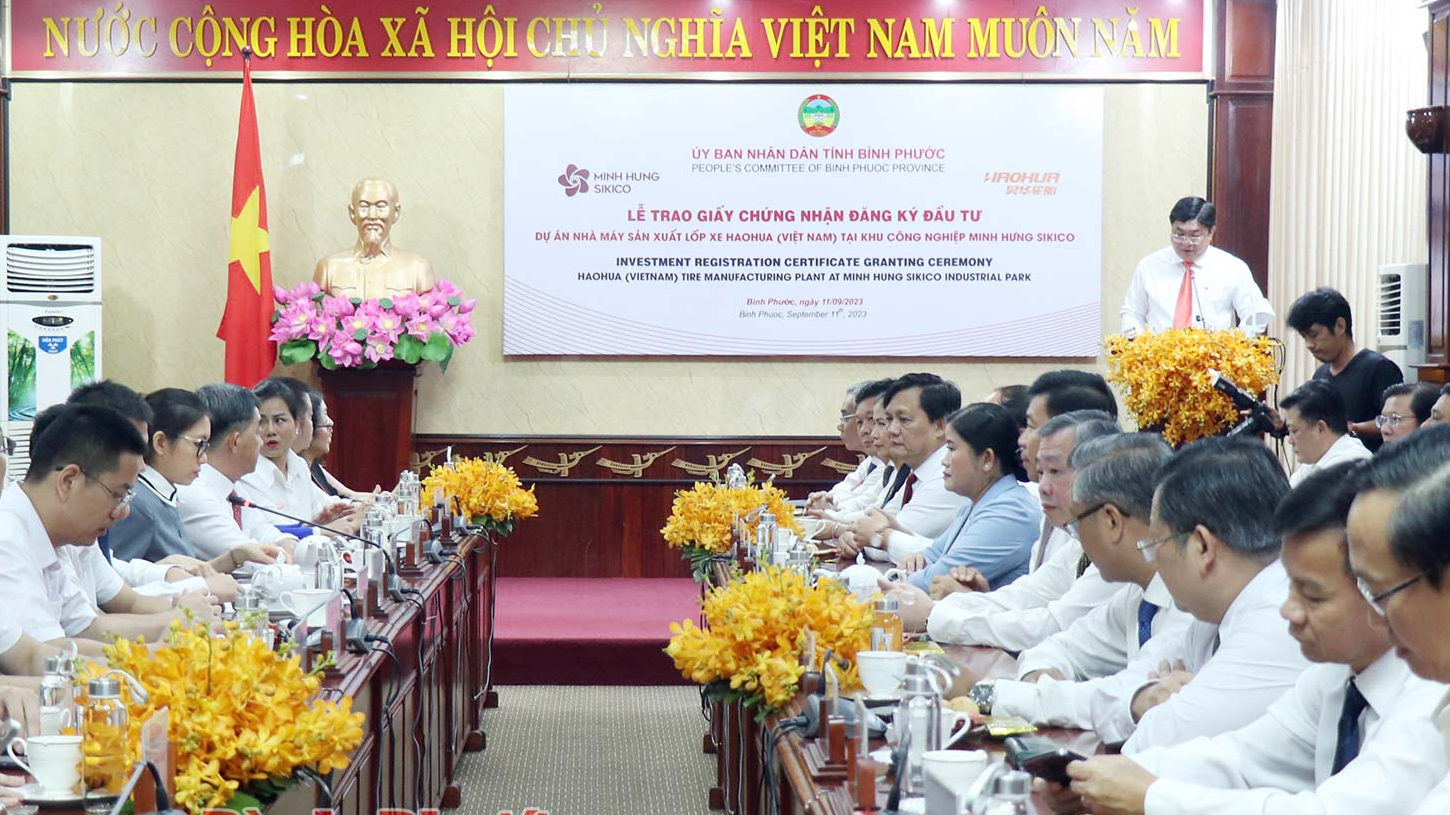Lễ trao giấy chứng nhận đầu tư Link Trang Chủ PG88.Com Mới #2026 Nhà máy Sản xuất lốp xe HAOHUA