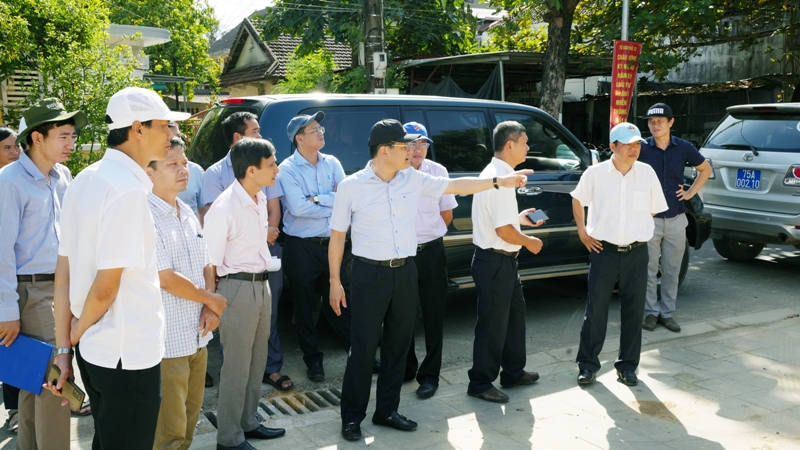 L&atilde;nh đạo tỉnhThừa Thi&ecirc;n Huế&nbsp; đi kiểm tra, đ&ocirc;n đốc tiến độ c&aacute;c dự &aacute;n tr&ecirc;n địa b&agrave;n