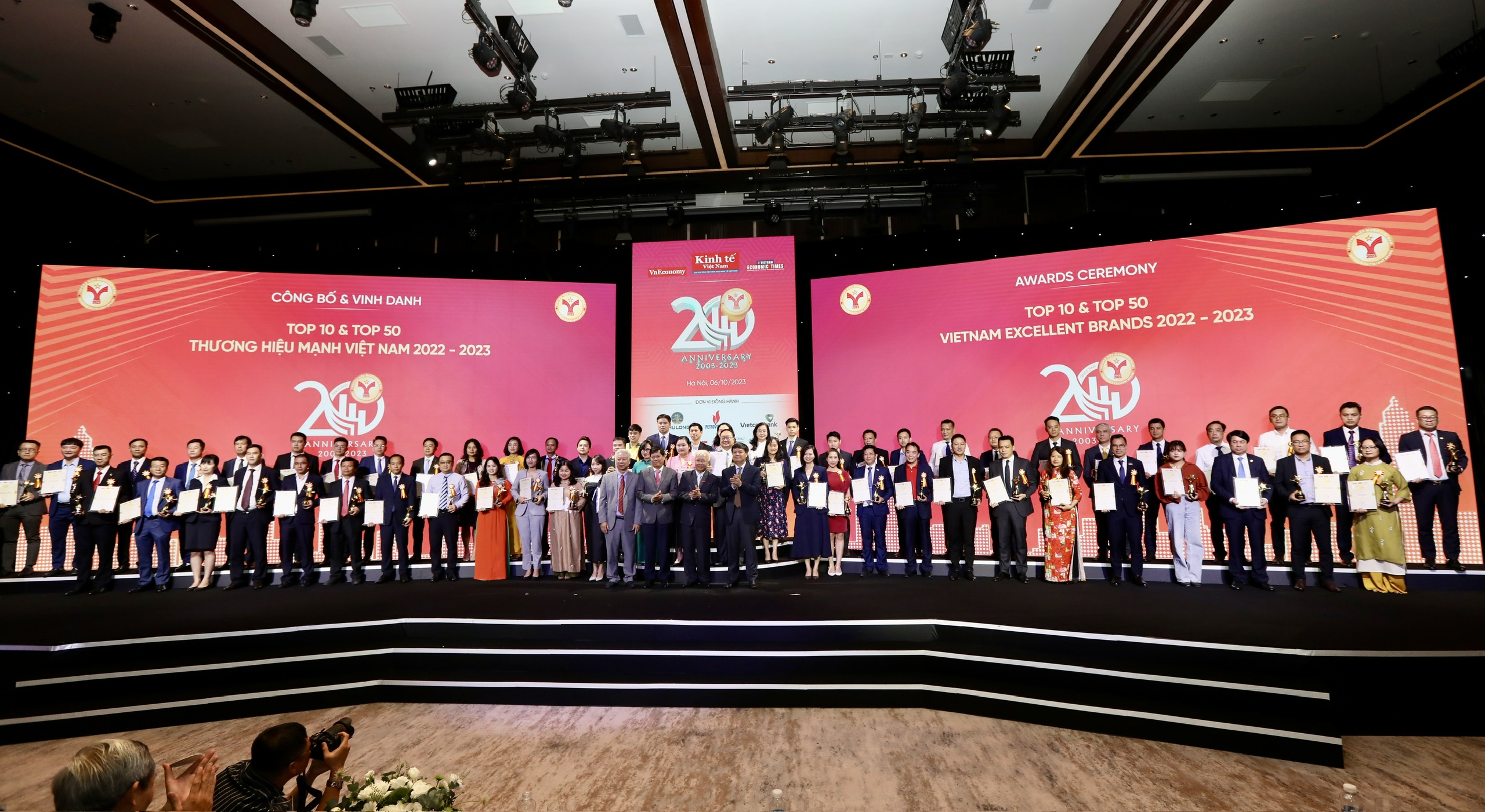 Các 6Pg88.con độc quyền mỗi ngày được vinh danh Thương hiệu Mạnh Việt Nam 2022 - 2023. Ảnh - Việt Dũng.