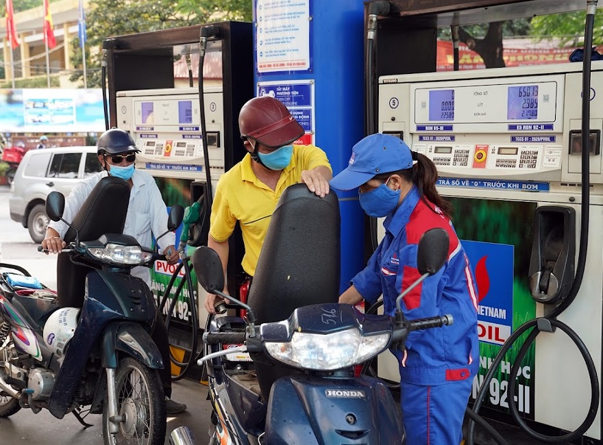 Giá xăng dầu bật tăng trở lại sau 2 kỳ giảm liên tiếp