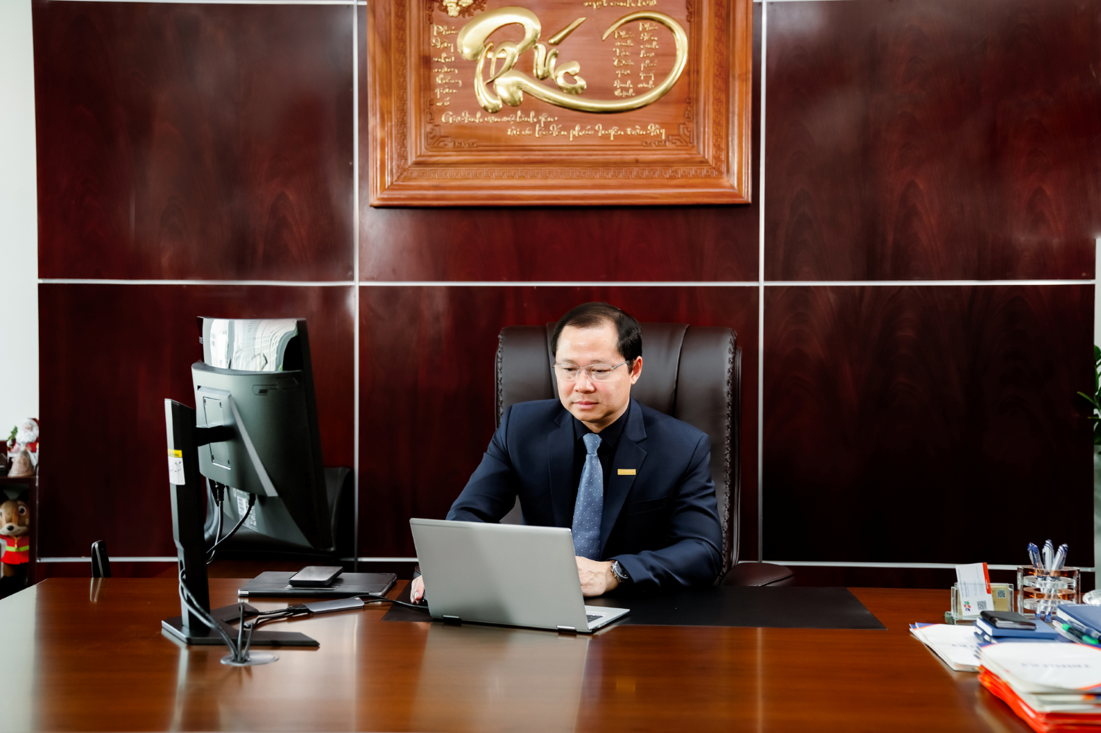 &Ocirc;ng Nguyễn B&aacute; Trị - Ph&oacute; Tổng gi&aacute;m đốc Sacombank, ki&ecirc;m Gi&aacute;m đốc khu vực TP.HCM.