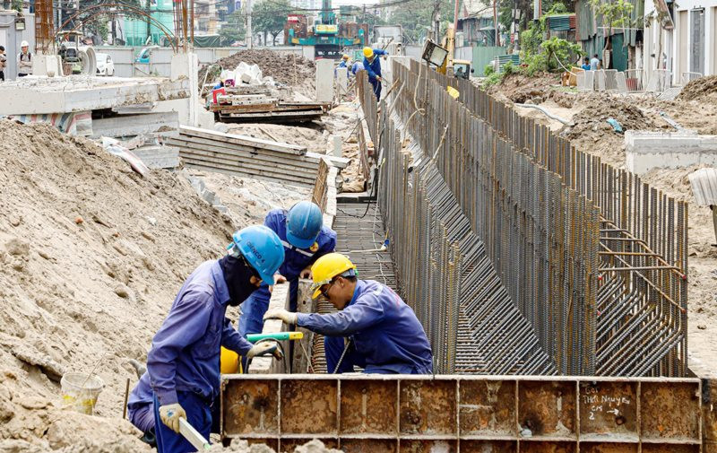 Việc tổ chức triển khai thực hiện kế hoạch tại một số nơi, một số thời điểm còn lúng túng, bị động khiến hiệu quả giải ngân chưa cao.
