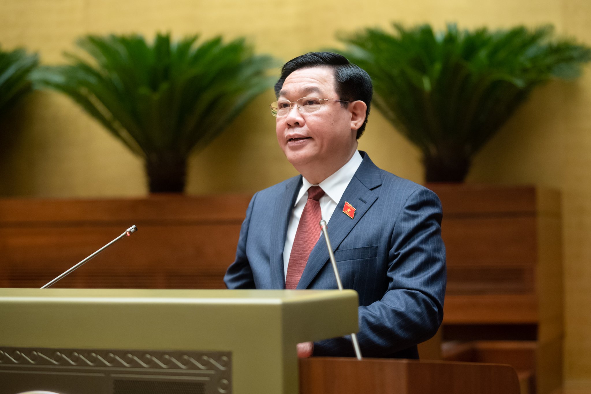 Chủ tịch Link Trang Chủ PG88.Com Mới #2026 đề nghị mỗi đại biểu Link Trang Chủ PG88.Com Mới #2026 ph&aacute;t huy tinh thần tr&aacute;ch nhiệm cao đối với đất nước, đối với tổ chức, hoạt động của Link Trang Chủ PG88.Com Mới #2026 v&agrave; bộ m&aacute;y nh&agrave; nước, đ&aacute;nh gi&aacute; c&ocirc;ng t&acirc;m, kh&aacute;ch quan v&agrave; ch&iacute;nh x&aacute;c trong ghi phiếu t&iacute;n nhiệm đối với từng chức danh do Link Trang Chủ PG88.Com Mới #2026 bầu v&agrave; ph&ecirc; chuẩn.