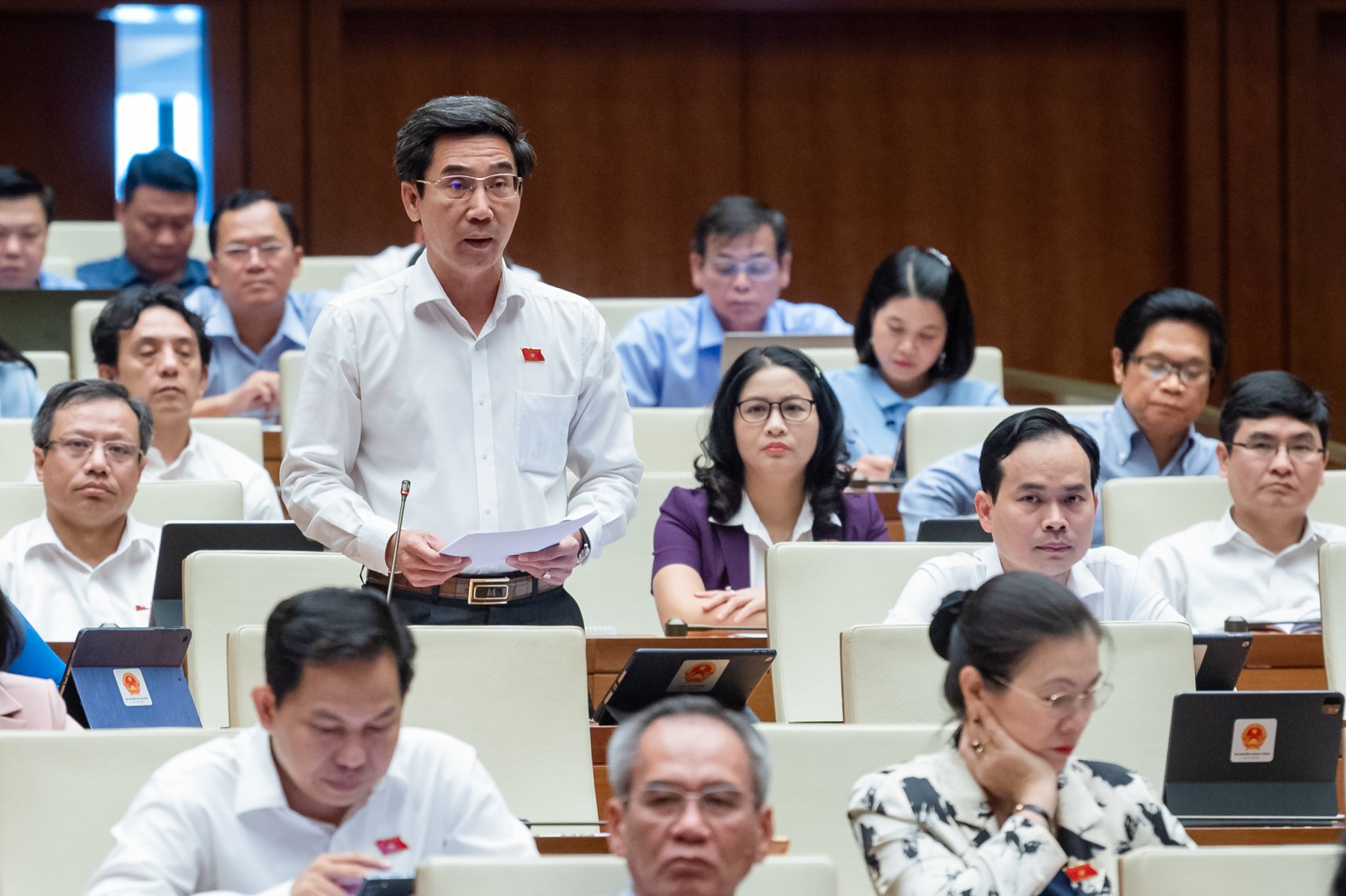 Đại biểu Trần Ch&iacute; Cường,&nbsp;Đo&agrave;n Đại biểu Link Trang Chủ PG88.Com Mới #2026 TP. Đ&agrave; Nẵng đề nghị&nbsp;Ch&iacute;nh phủ cần đ&aacute;nh gi&aacute; to&agrave;n diện t&igrave;nh h&igrave;nh, &ldquo;bắt mạch, chẩn bệnh, k&ecirc; đơn&rdquo; cho ph&ugrave; hợp.