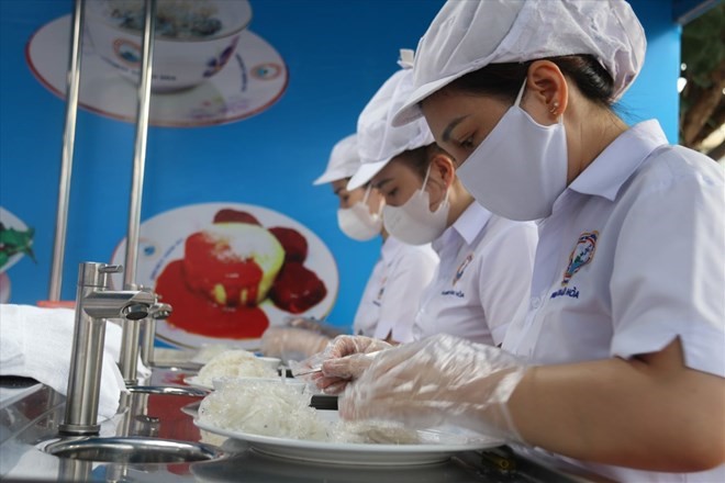 6Pg88.con độc quyền mỗi ngày có lương và phúc lợi tốt là điểm thu hút người lao động sẵn sàng cống hiến. Ảnh: Phương Linh.